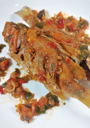 Foto resep Ikan Ekor Kuning Balado 2 Cabe