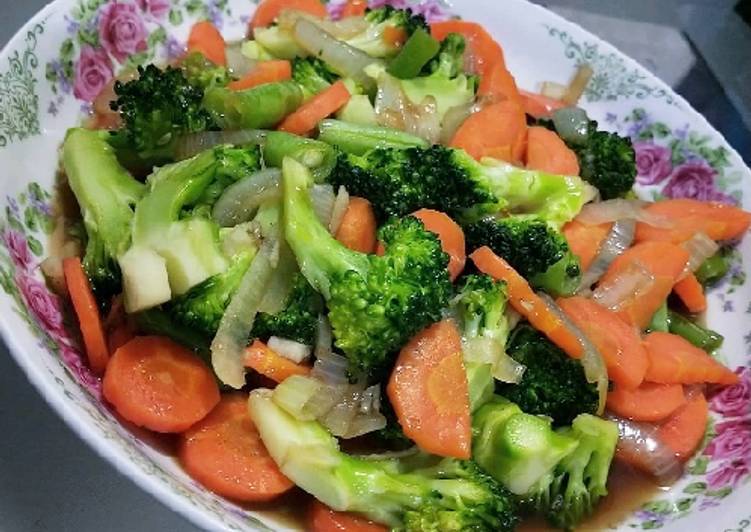 Langkah Mudah untuk Membuat Cah Sayuran (Brokoli, Wortel dan Buncis), Menggugah Selera