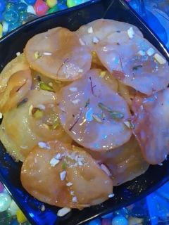दह्यातील_पाकपुरी (dahiyatil paakpuri recipes in marathi) रेसिपी चे मुख्य फोटो