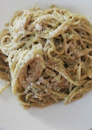 Una foto de Spaghetti con salsa cremosa de puerro y calabacín
