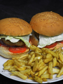 A picture of Chicken Burger.