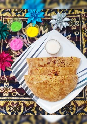 A picture of Holi special Puran poli.