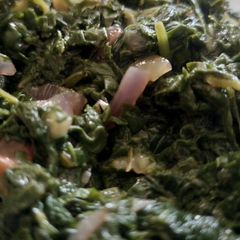 A picture of Fried spinach.