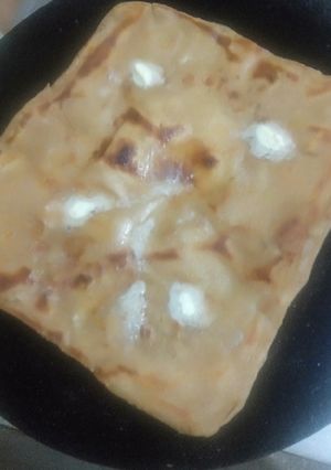 A picture of Crispy Metha Paratha.