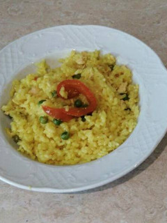 Una foto de Paella de pollo casera