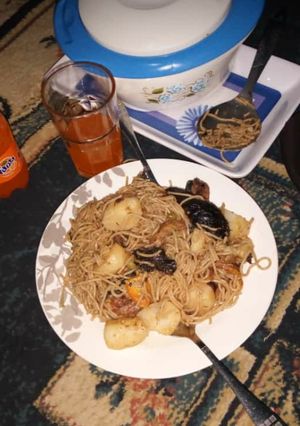 A picture of Jollof spaghetti.