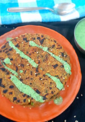 મેથી ની ભાજી ના ઢેબરા (Methi Bhaji Dhebra Recipe in Gujarati) રેસીપી મુખ્ય ફોટો