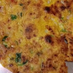 A picture of Missi Roti.