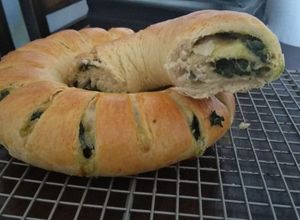 Una foto de Rosca rellena de espinaca 😋