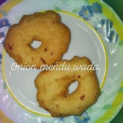 Onion mendu wada A picture of Onion mendu wada.