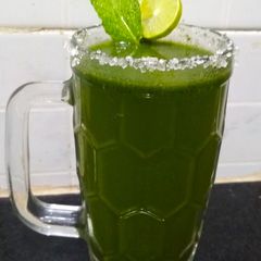 A picture of Mint Lemonade.