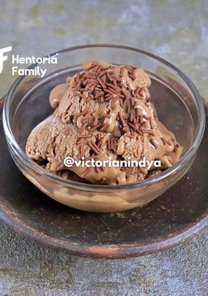 Foto resep Banana Choco Ice Cream (Low-Cal)
