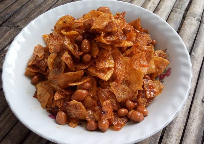 Langkah Mudah untuk Membuat Sambel goreng kering kentang kacang, Lezat