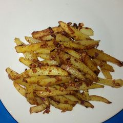 A picture of Fried Irish potatoe.