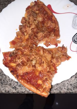A picture of Home made Pizza.