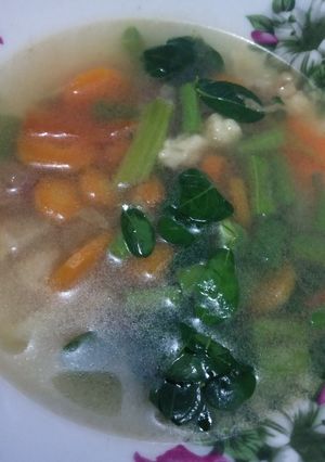 Foto resep Sop dengkul daun kelor