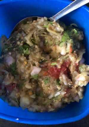 A picture of Aloo-Baingan chokha.