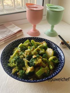 蒜香花椰菜 的食譜成品照片