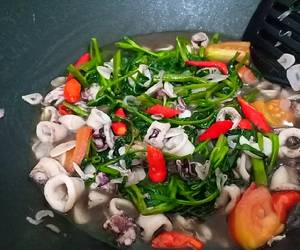 Cara Cepat Kangkung cumi saus tiram Praktis Enak Cara Cepat Kangkung cumi saus tiram Praktis Enak