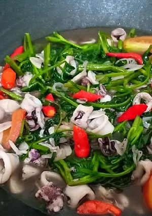 Foto resep Kangkung cumi saus tiram