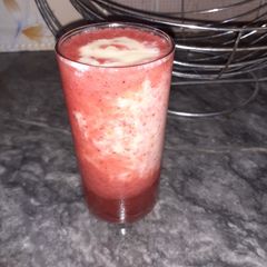 A picture of Strawberry & Mango swirl smoothie.