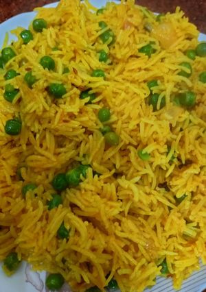 मटर चावल (matar chawal recipe in Hindi) रेसिपी मुख्य फोटो
