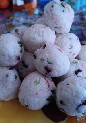 Una foto de Sushi balls
