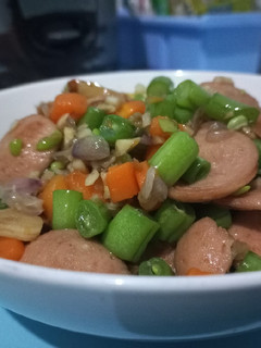 Foto resep Tumis wortel buncis sosis se simple itu
