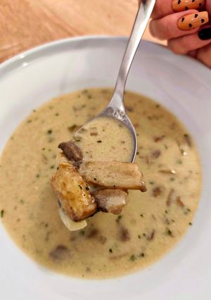 Tejszínes gombaleves 🍄 recept fotója