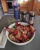 Salade Niçoise (or is it ensalada mixta?)