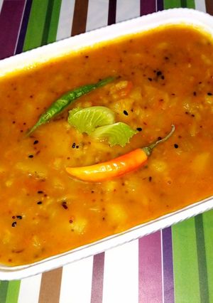 A picture of Alu ki tarkari.