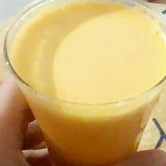 A picture of Mango shake.