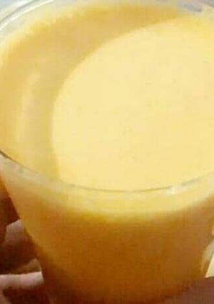 A picture of Mango shake.