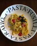 Pasta con pesto de almendras a la siciliana
