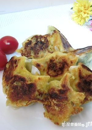 冰花煎餃(脆皮煎餃) 的食譜成品照片