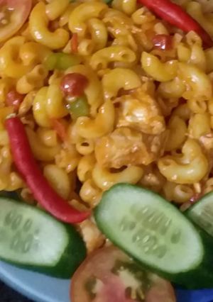 A picture of Chicken macaroni.