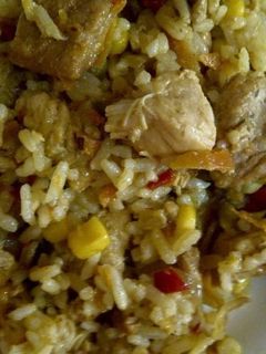 Una foto de Arroz con cerdo casero 🐷