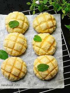 Foto resep Melon pan / roti melon dorami ala erika