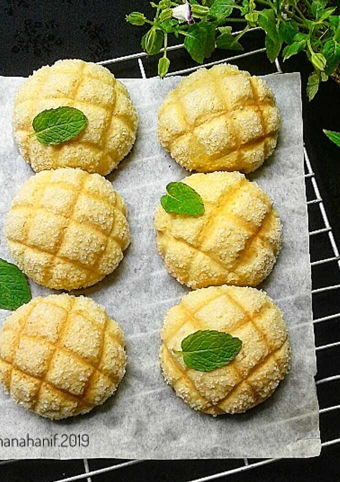 Foto resep Melon pan / roti melon dorami ala erika