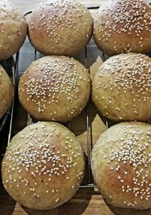 Una foto de Pan de papa y centeno para hamburguesas