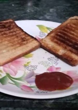 A picture of Grilled bread.
