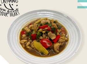 Hình của món Chinese : Đùi gà lóc xương xào.