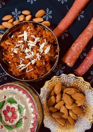 ગાજર બીટ હલવો (Carrot Beet Halwo Recipe in Gujarati) રેસીપી મુખ્ય ફોટો