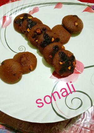 চকোলেট ওয়ালনাট কুকিস (Chocolate walnut coockies recipe in bengali) রেসিপির প্রধান ছবি