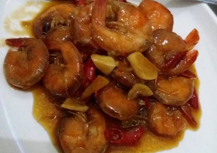 Bagaimana Membuat Udang saus tiram Anti Gagal
