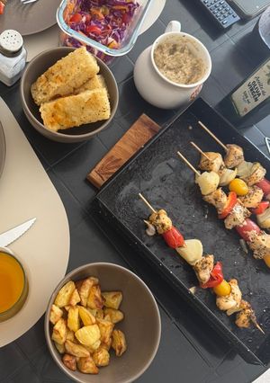Una foto de Brochetas de pollo;)