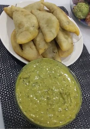Una foto de Empanadas con guacamole