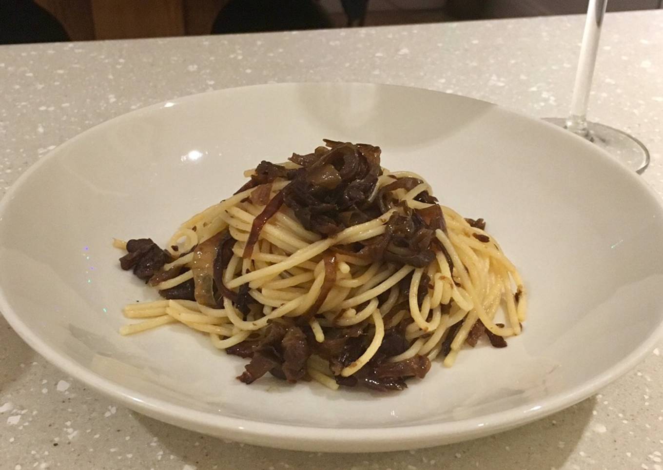 Spaghetti with Slow Cooked Caramelised Onions & Garlic