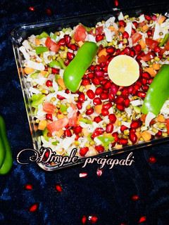 મલ્ટી સલાડ(પ્રોટીન યુક્ત સલાડ)(Mix Salad Recipe In Gujarati) રેસીપી મુખ્ય ફોટો