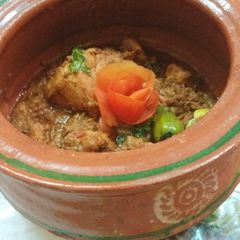 A picture of Chicken handi.